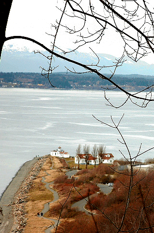 discoverypark.gif